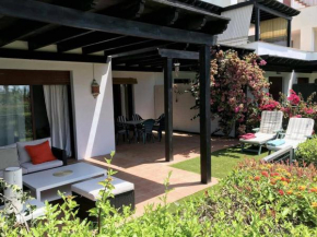 VenAVera C20A - Bajo Jardín 3Dorm/2Baños A Pie de Playa, WIFI